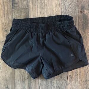 Athleta mesh racer run short 4” Black Women's Athletic Shorts